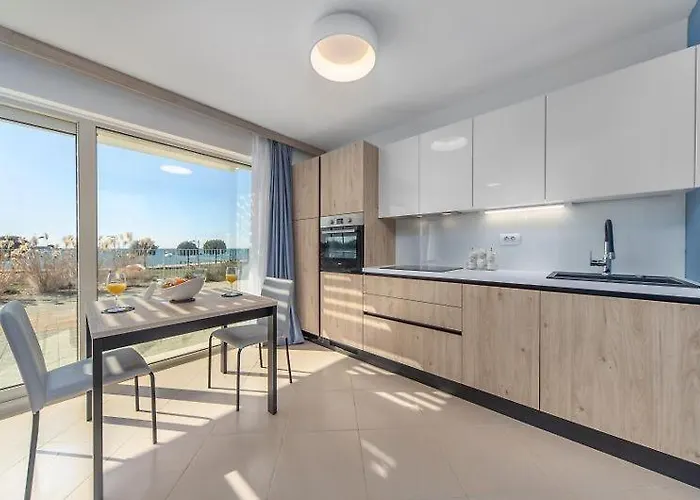 Garden Palace Superior Sea View Ii * 우마그