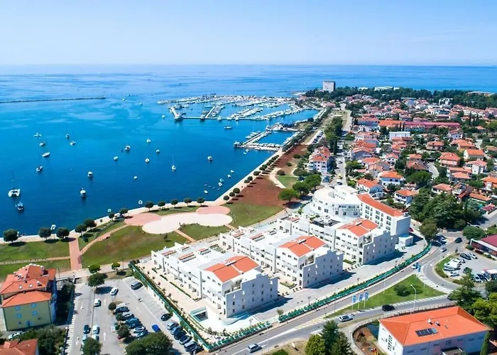 Garden Palace Superior Sea View Ii 아파트 *