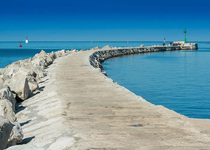 Garden Palace Superior Sea View Ii *